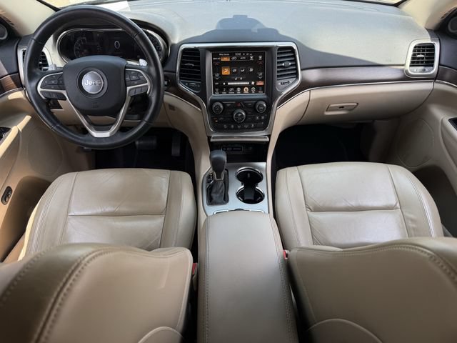 Used 2017 Jeep Grand Cherokee Limited AWD/4WD image 11