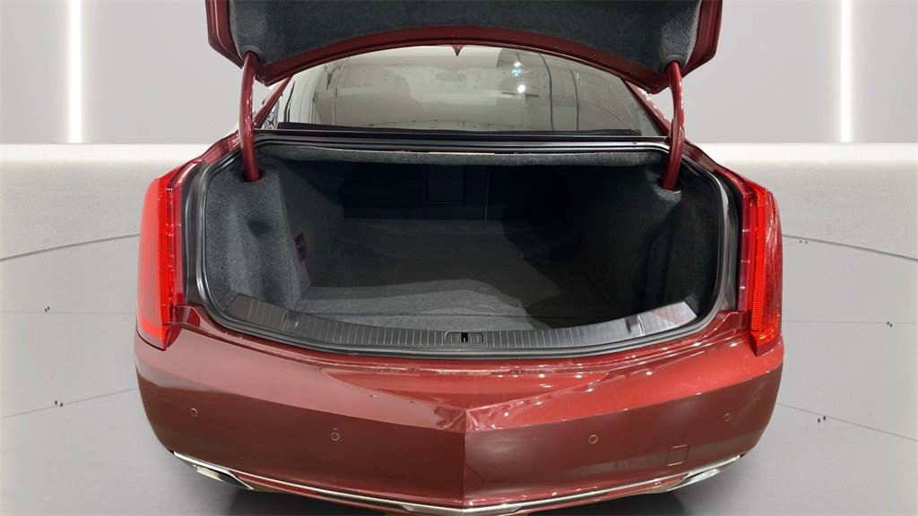 Used 2017 Cadillac XTS Luxury image 5