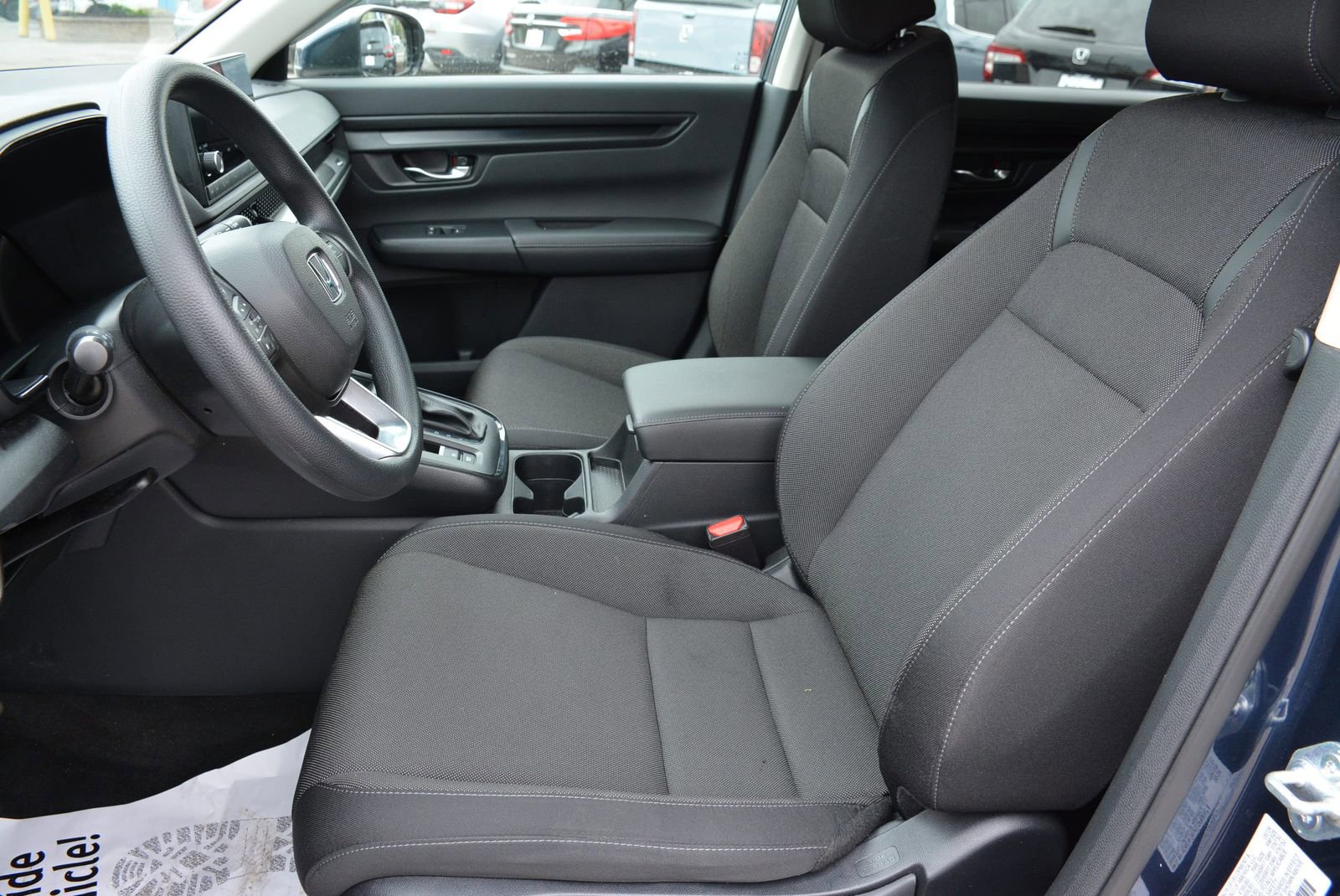 Used 2025 Honda CR-V LX image 7