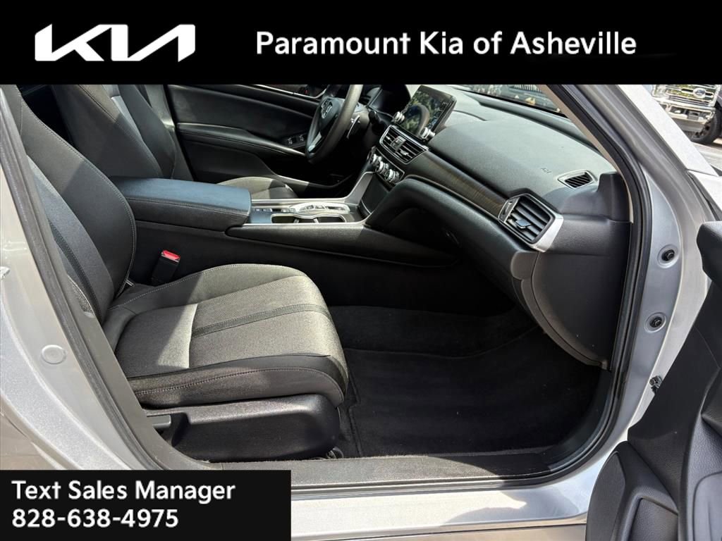 Used 2021 Honda Accord EX image 19