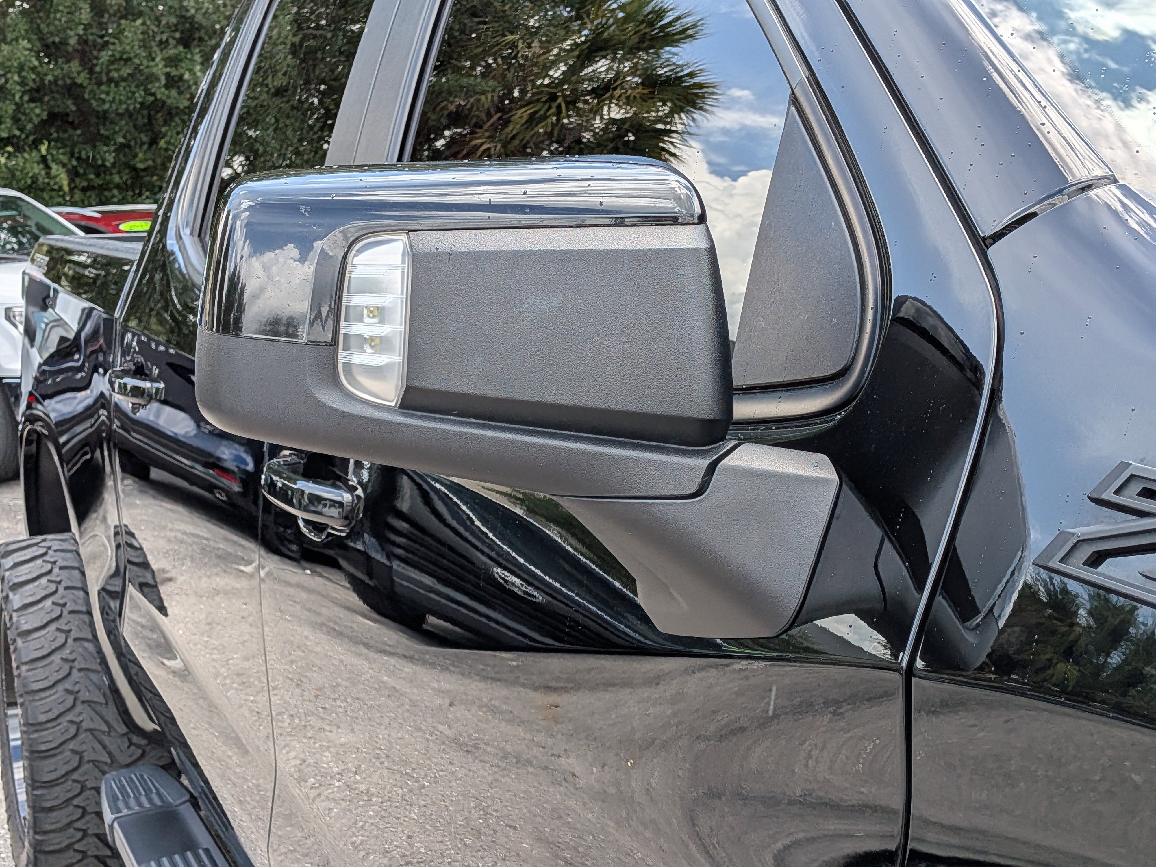 Used 2021 Chevrolet Silverado 1500 LT Trail Boss w/ Convenience Package II AWD/4WD image 12