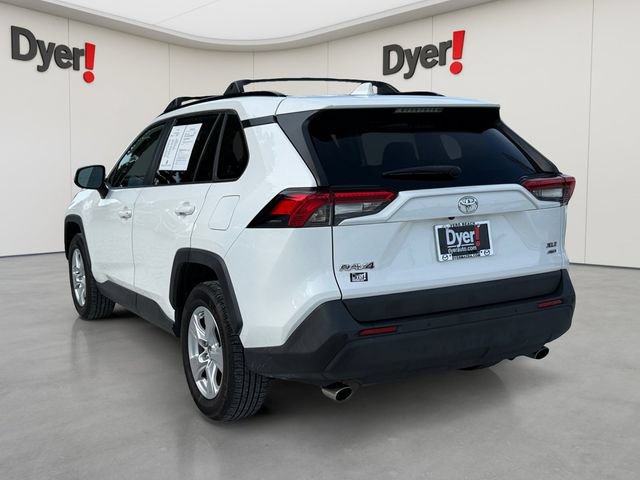 Used 2019 Toyota RAV4 XLE w/ Convenience Package AWD/4WD image 4