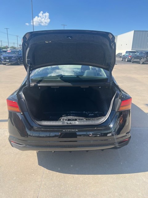 New 2025 Nissan Altima 2.5 SV image 6