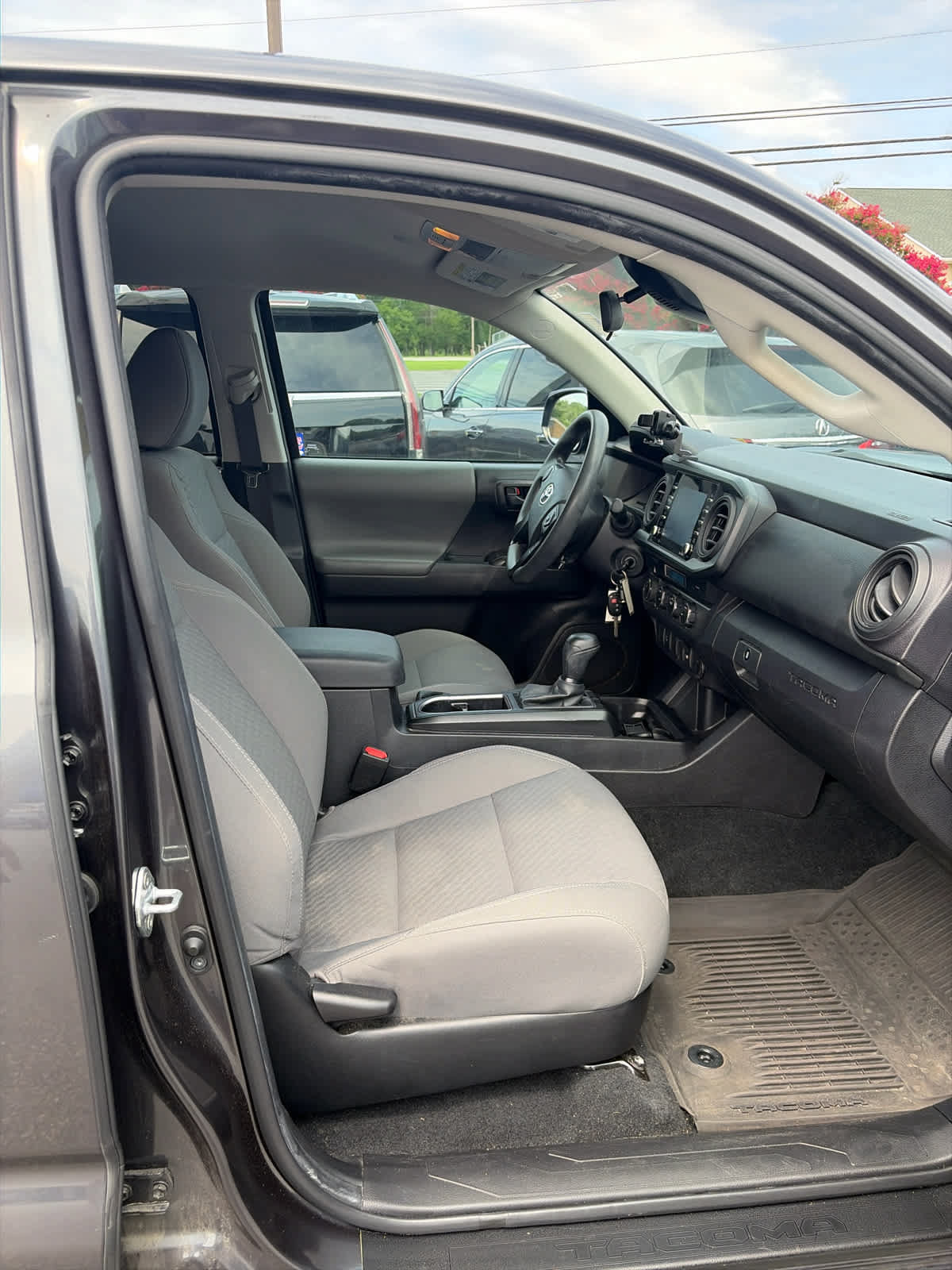 Used 2023 Toyota Tacoma SR AWD/4WD image 20