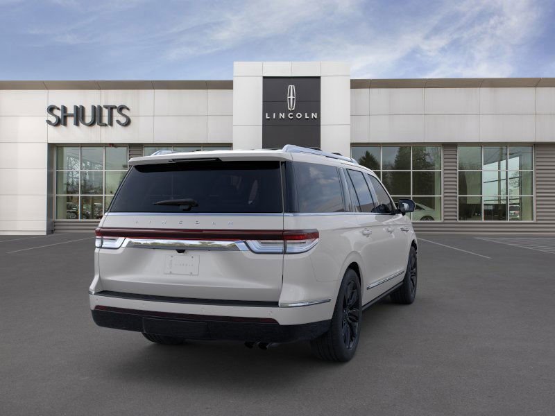 New 2024 Lincoln Navigator L Reserve image 16