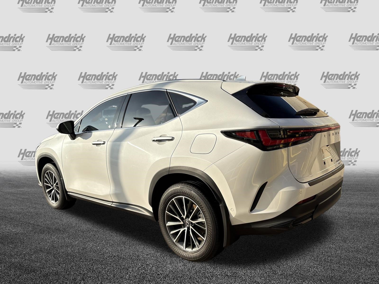 Used 2024 Lexus NX 350h AWD w/ Vision Package image 8