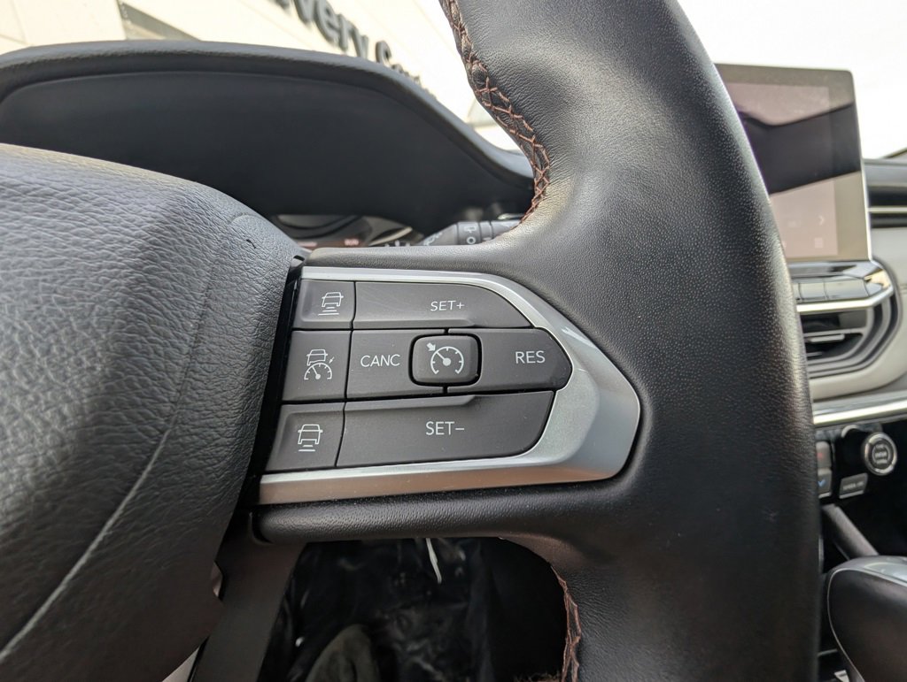 Used 2022 Jeep Compass Limited image 20