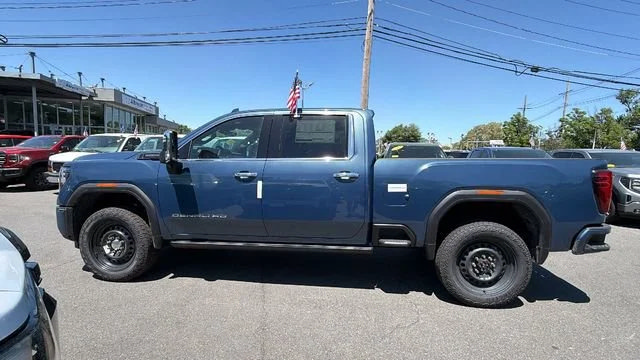 New 2026 GMC Sierra 2500 Denali Ultimate AWD/4WD image 4