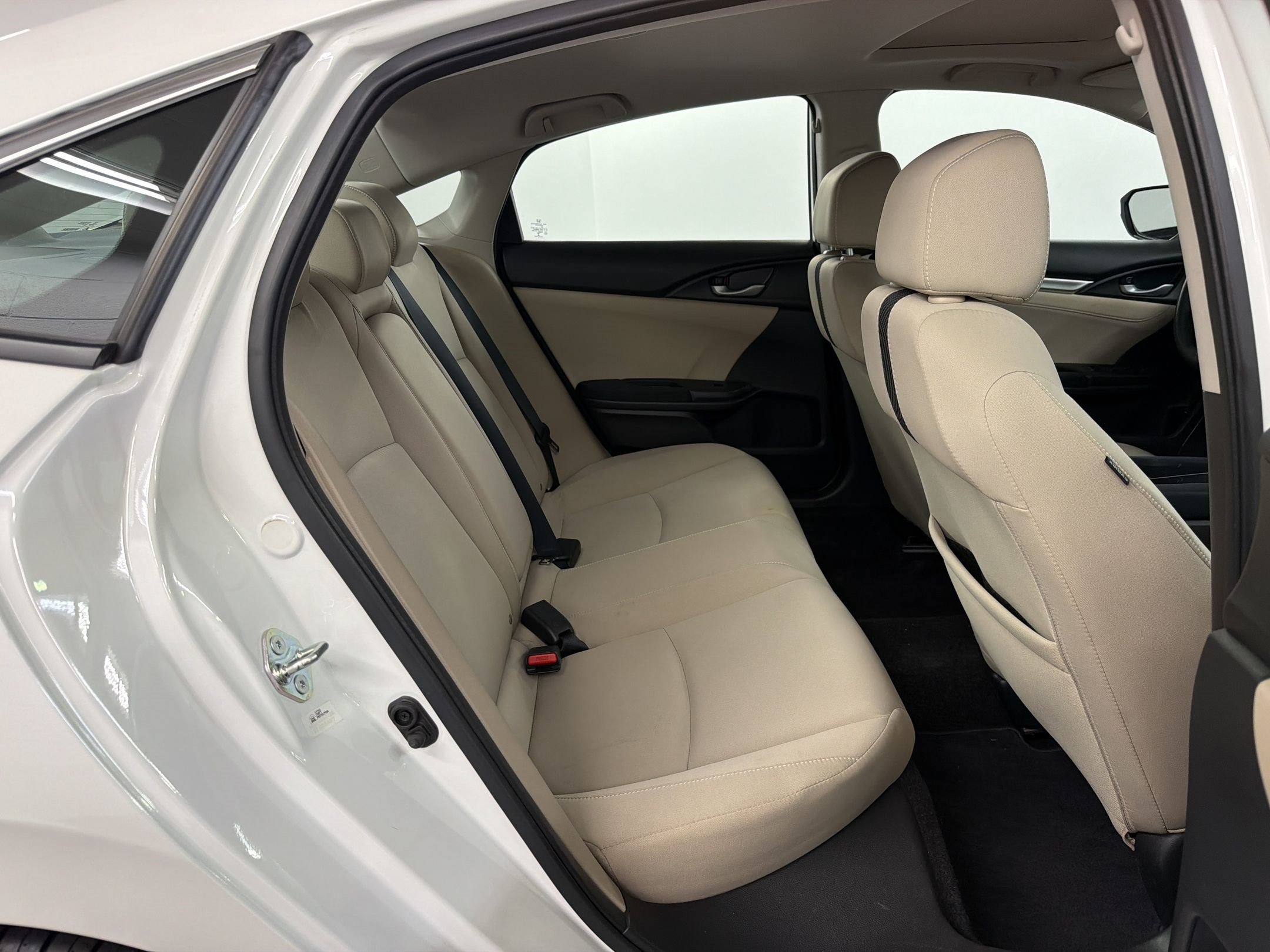 Certified 2017 Honda Civic EX image 30