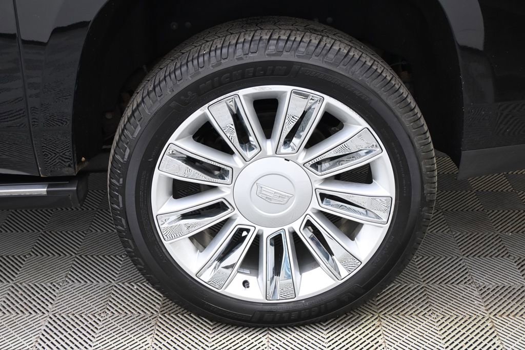 Used 2017 Cadillac Escalade ESV Platinum image 20