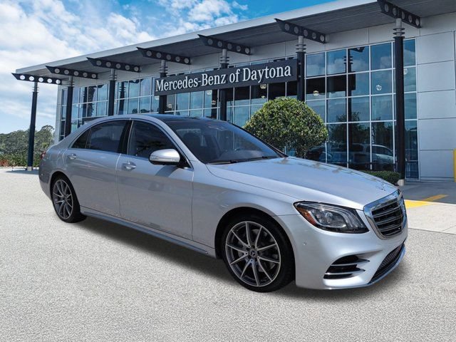 Used 2020 Mercedes-Benz S 560 4MATIC Sedan image 2