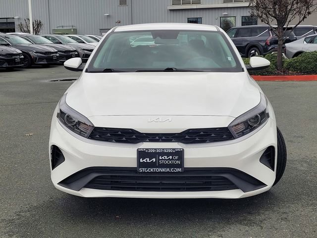 Used 2023 Kia Forte LXS image 2