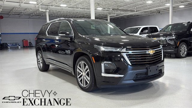 Used 2023 Chevrolet Traverse High Country