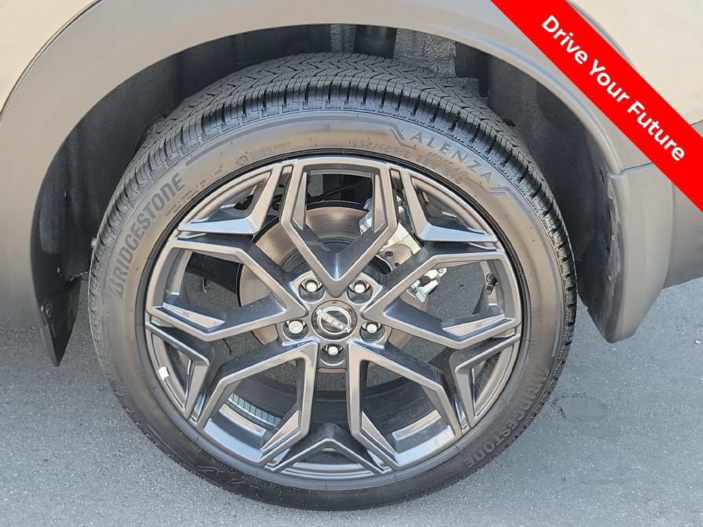 Certified 2026 Nissan Kicks SR FWD image 27