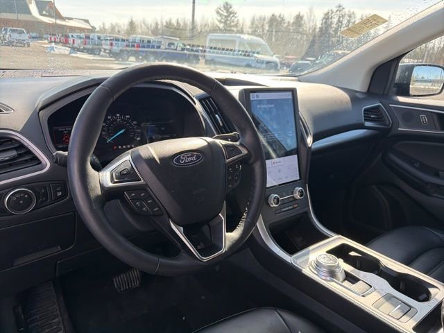 Used 2024 Ford Edge SEL w/ Convenience Package image 10