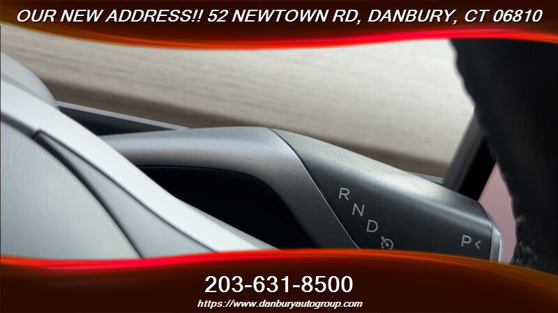 Used 2024 Tesla Model Y 2WD image 18