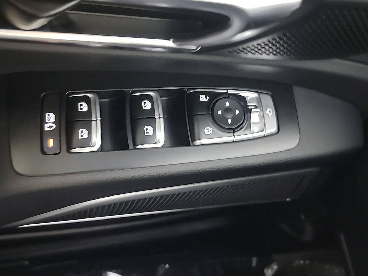 Certified 2022 Kia Telluride EX w/ EX Premium Package AWD/4WD image 27