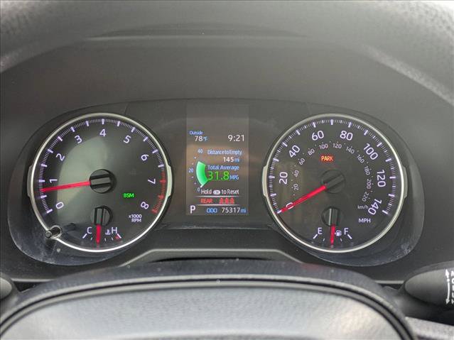 Used 2020 Toyota RAV4 XLE w/ Convenience Package FWD image 11