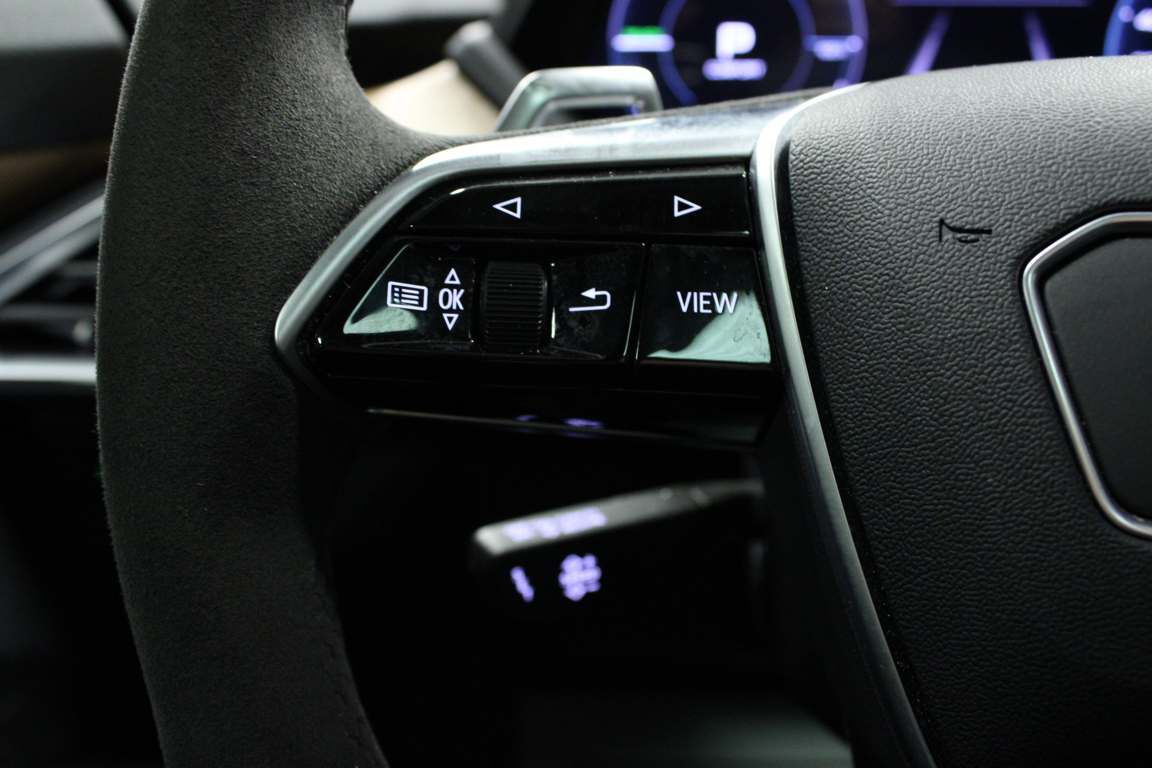 Used 2023 Audi e-tron GT Premium Plus image 19