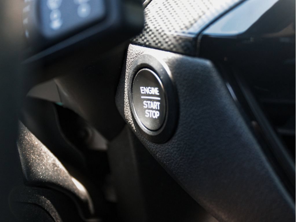 Used 2025 Ford Escape ST-Line Select AWD/4WD image 17