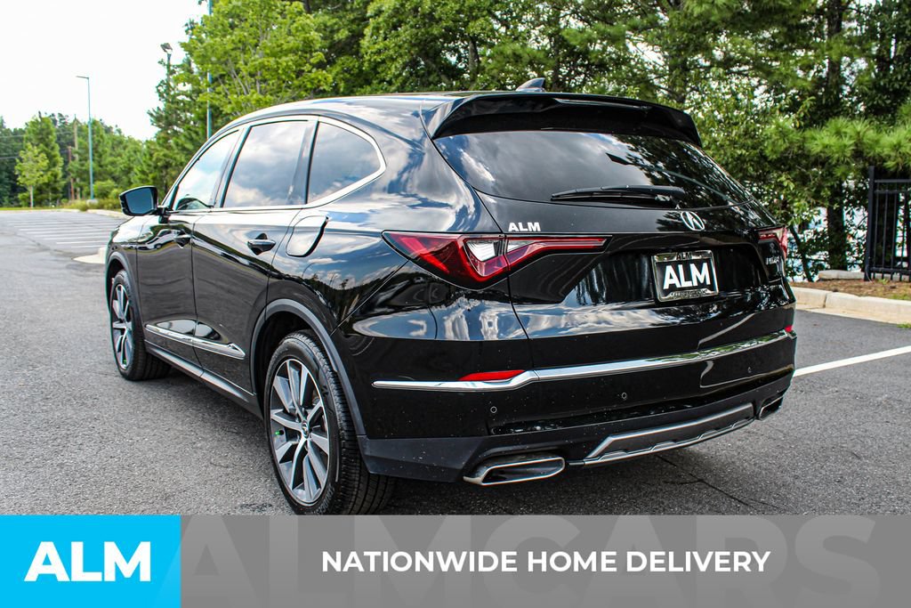 Used 2025 Acura MDX w/ Technology Package FWD image 4