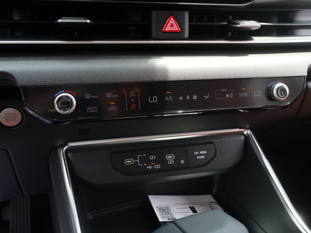 New 2026 Kia Carnival EX FWD image 35