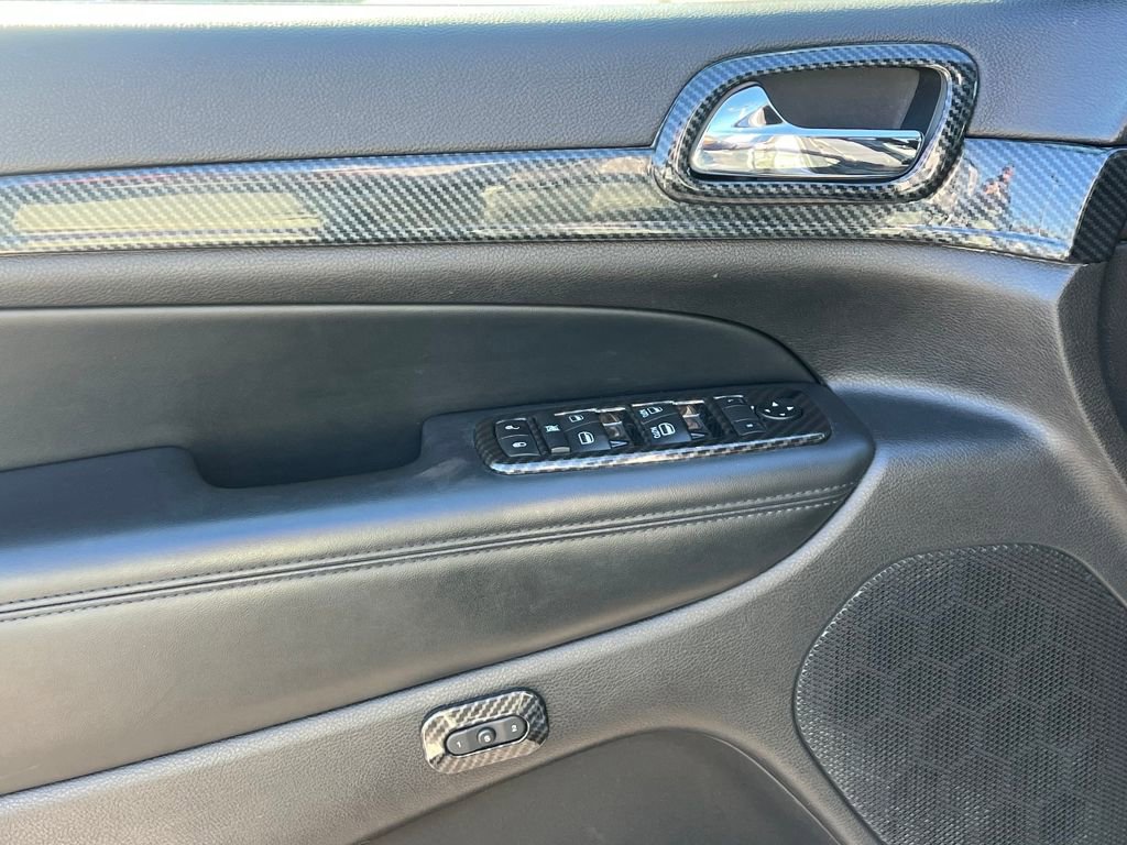 Used 2021 Jeep Grand Cherokee Limited image 15