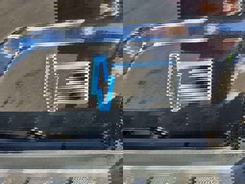 Used 2022 Ford F150 Lightning Lariat w/ Equipment Group 511A High image 10