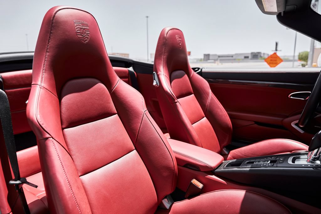 Used 2019 Porsche 911 Turbo S AWD/4WD image 40