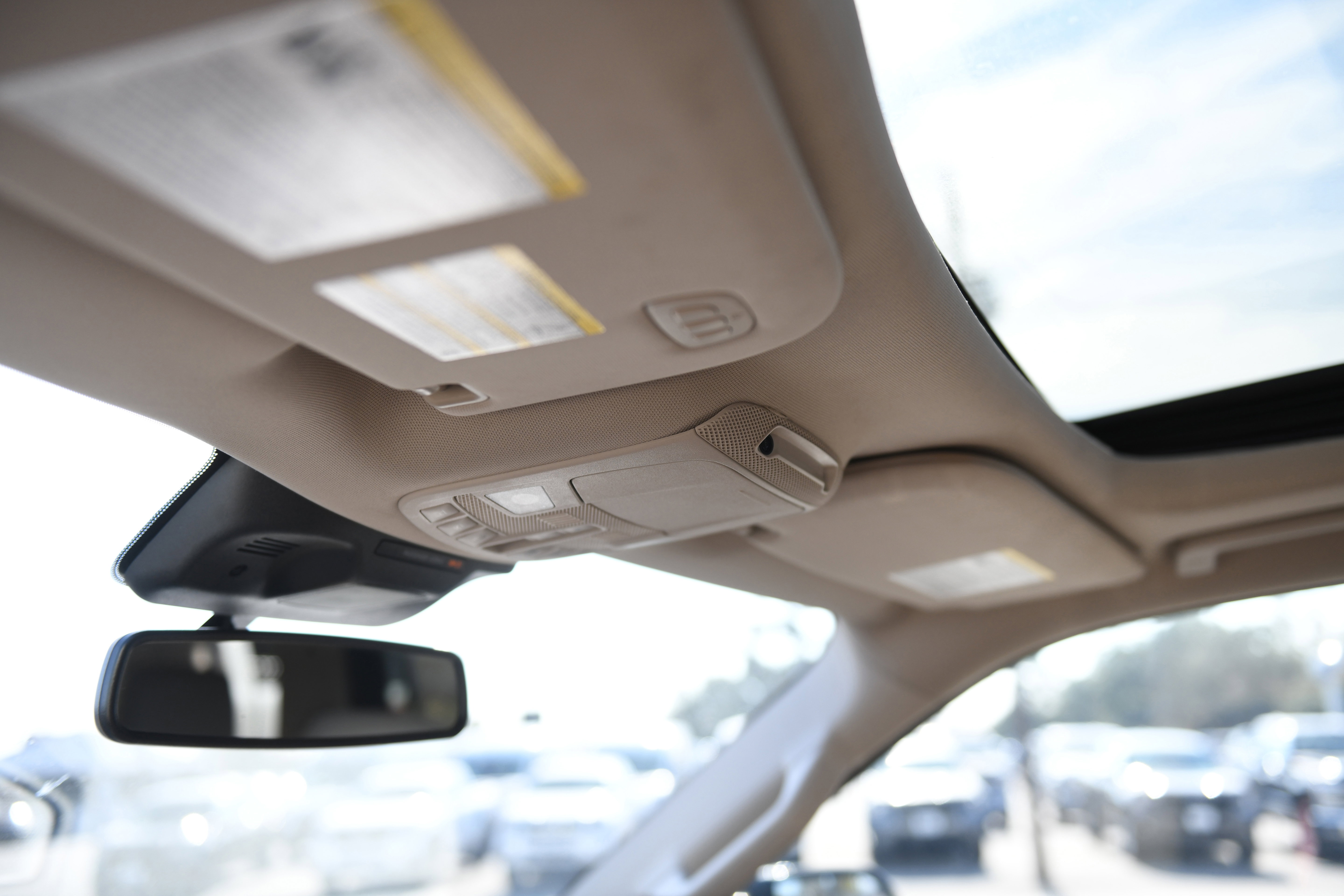 Used 2024 Ford Expedition Limited image 17