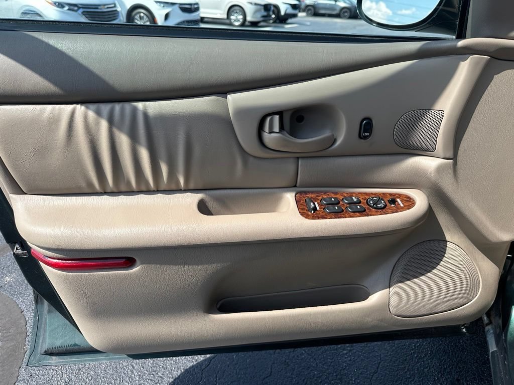 Used 2003 Buick Century Custom w/ Preferred Equipment Group 1SB FWD image 9