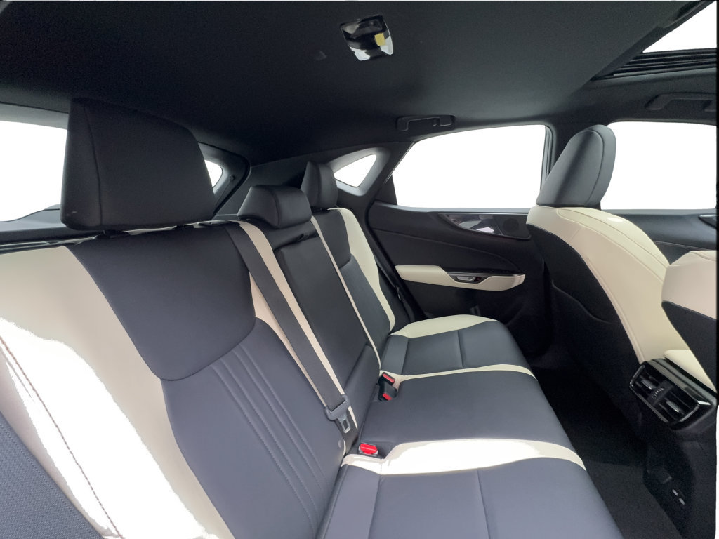 Used 2023 Lexus NX 350 AWD image 29