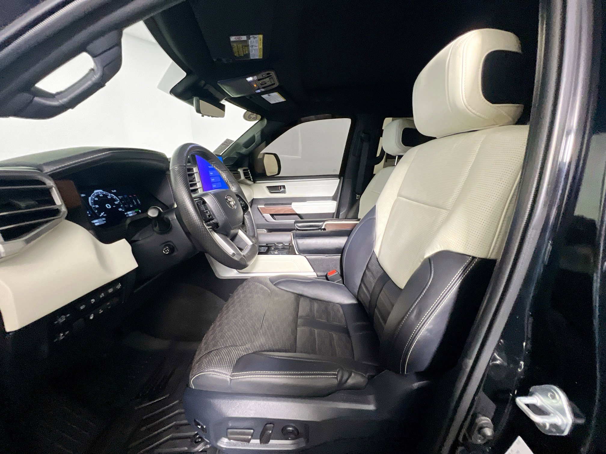 Used 2023 Toyota Tundra Capstone image 14