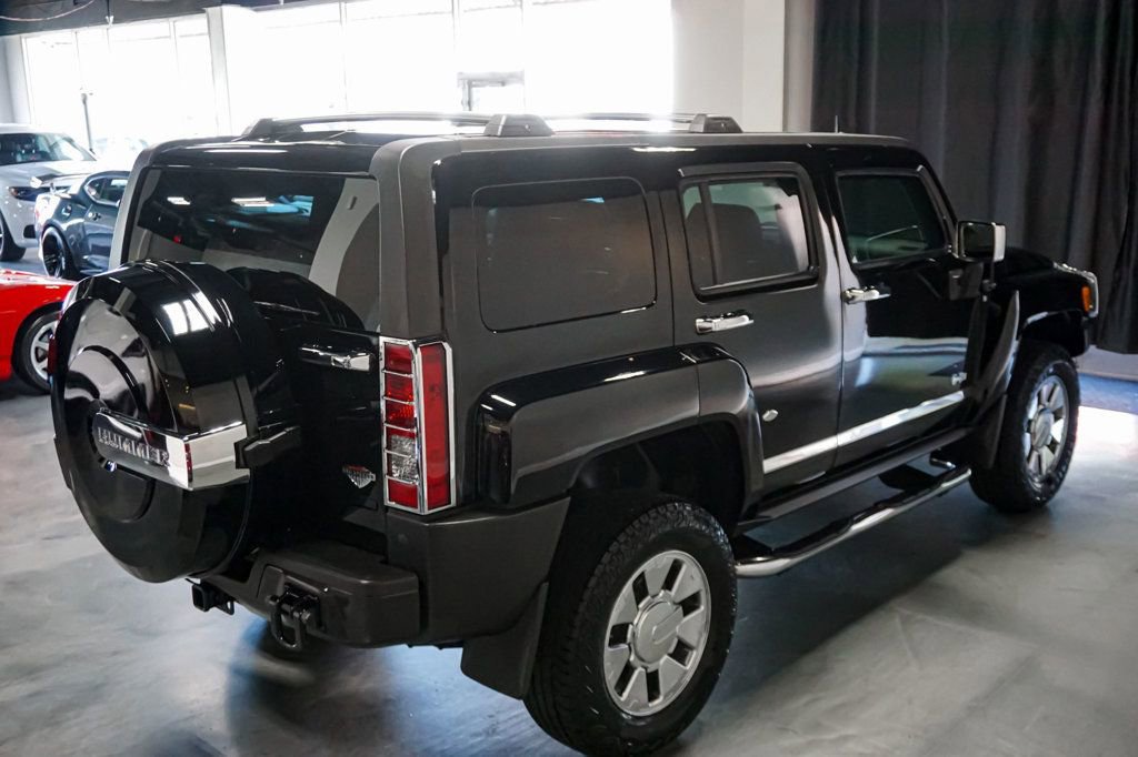 Used 2009 HUMMER H3 Alpha image 51