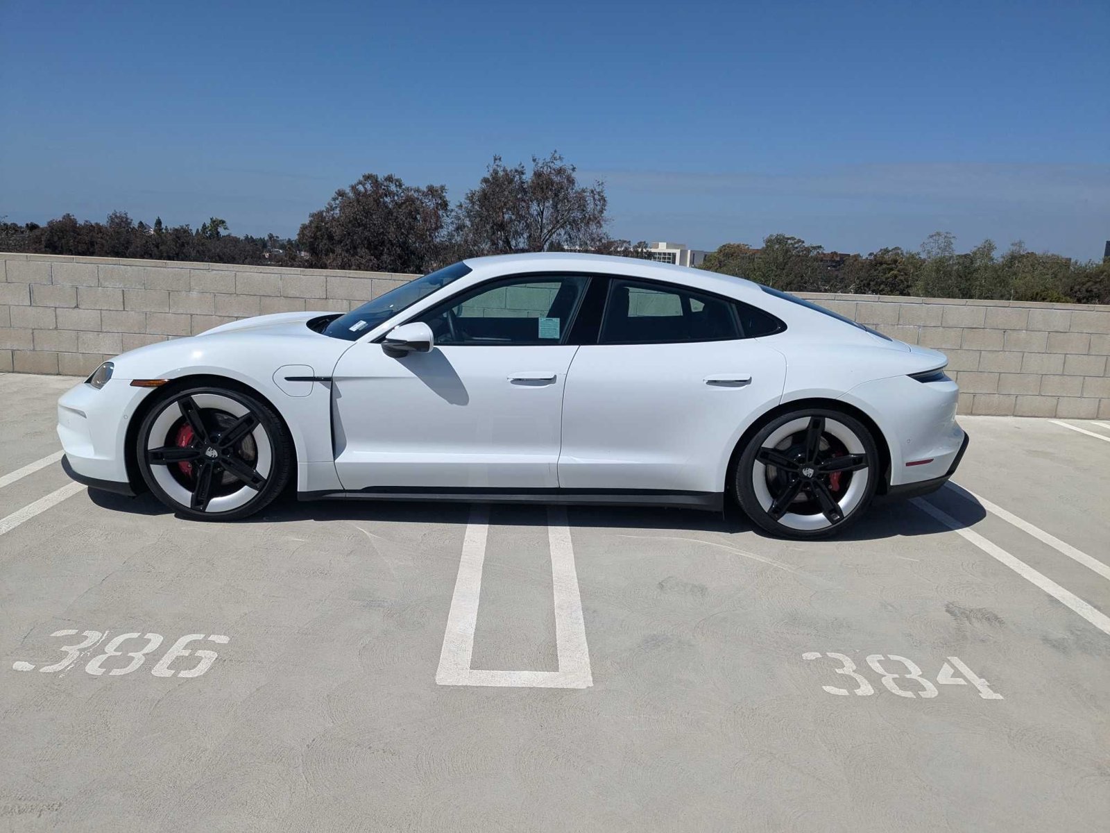Certified 2025 Porsche Taycan 4S AWD/4WD image 2