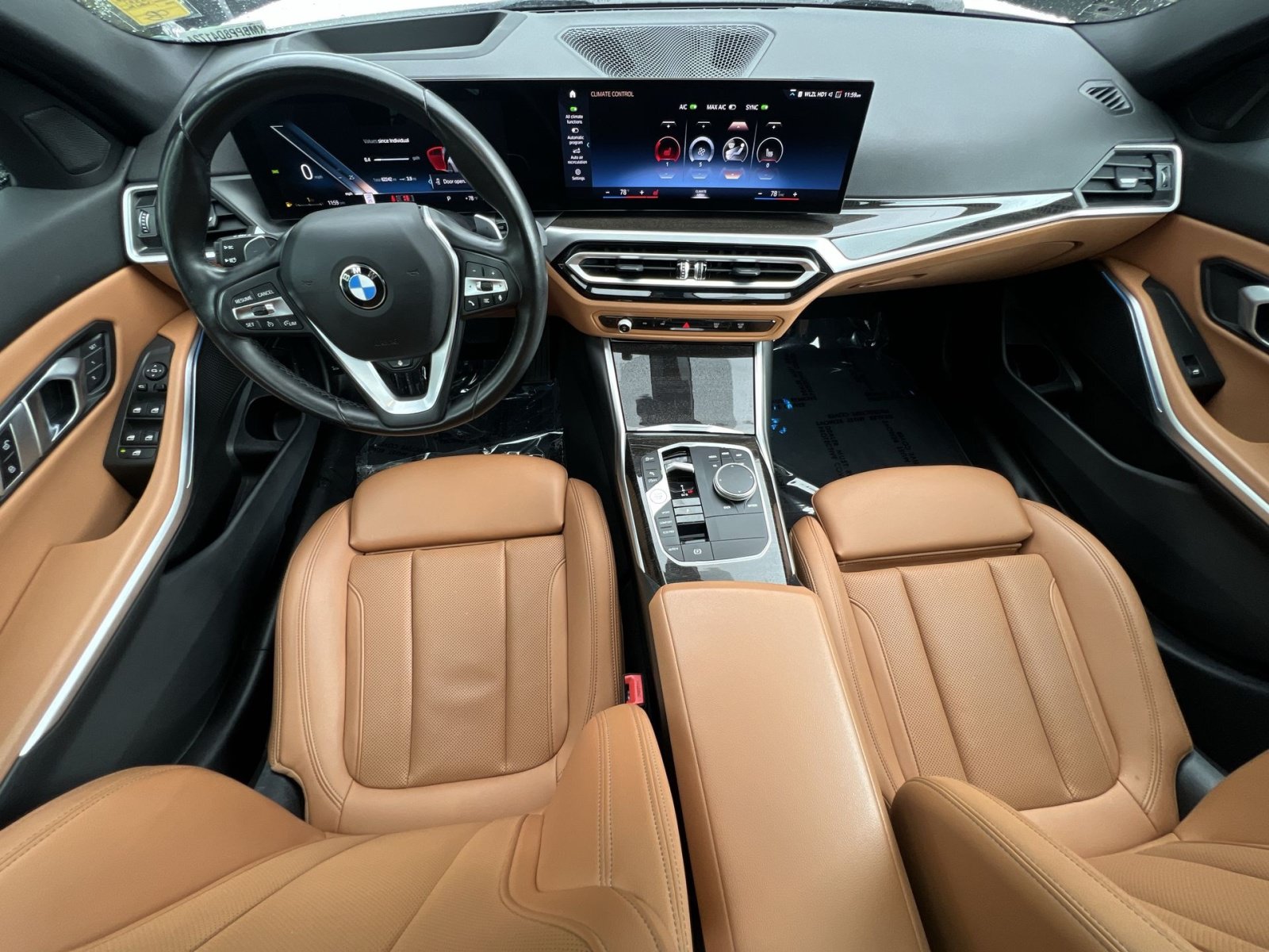 Used 2023 BMW 330i xDrive Sedan w/ Premium Package AWD/4WD image 13