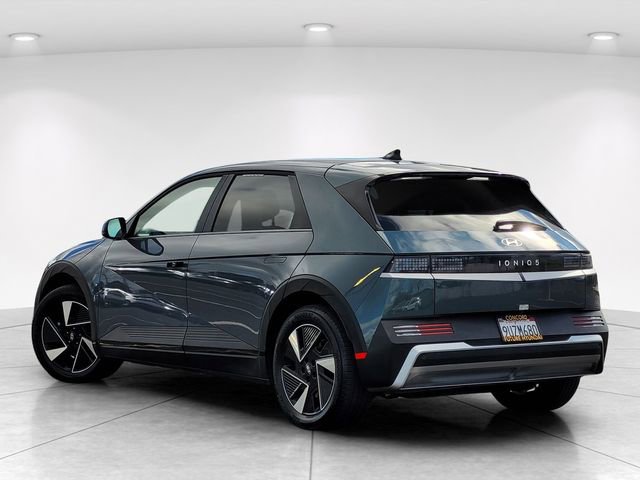 Certified 2025 Hyundai Ioniq 5 SE image 6