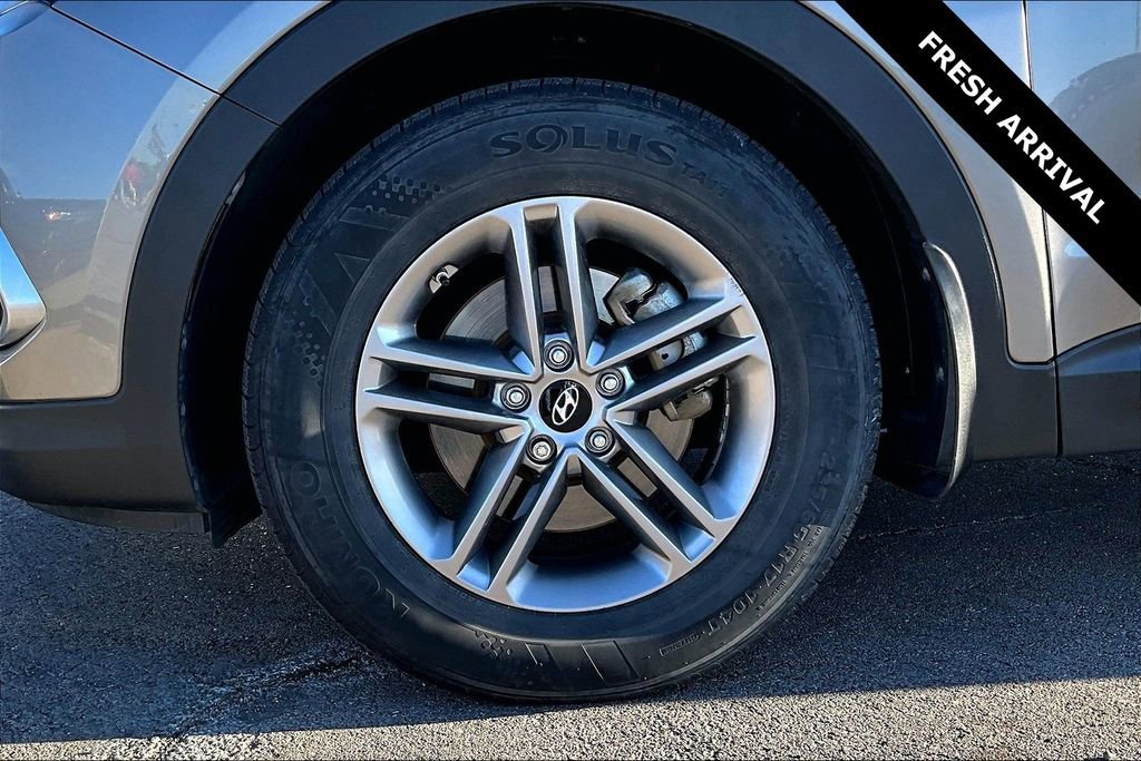 Used 2018 Hyundai Santa Fe Sport w/ 2.4L Value Package 02 image 32