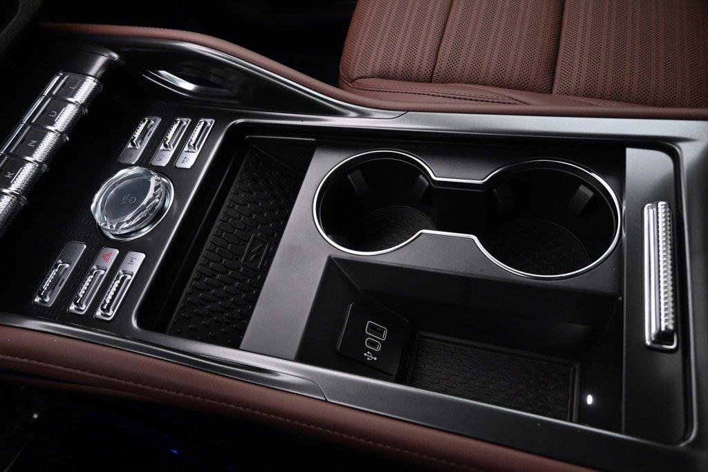 New 2026 Lincoln Nautilus Reserve image 28