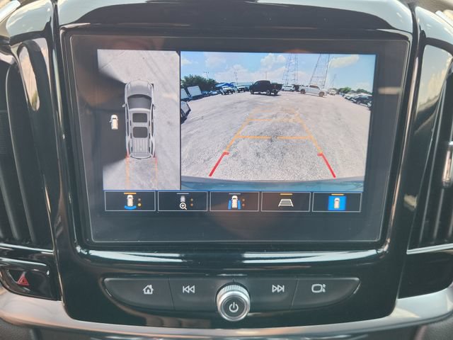 Used 2023 Chevrolet Traverse LT FWD image 17