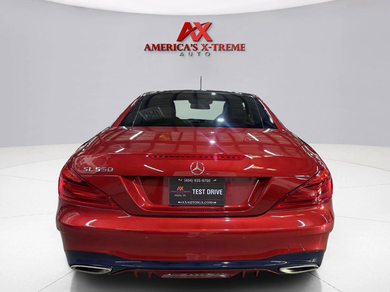 Used 2018 Mercedes-Benz SL 550 image 6