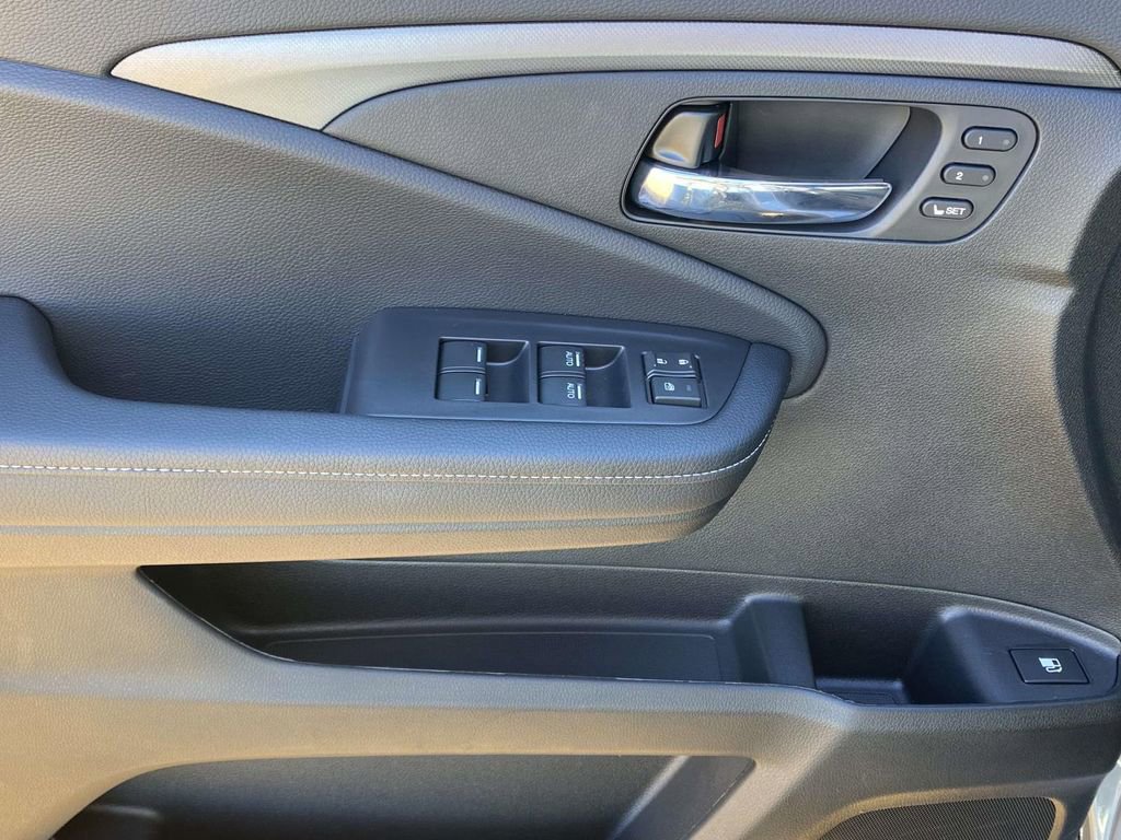 New 2026 Honda Ridgeline RTL image 15