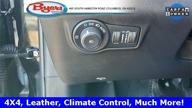 Used 2025 Jeep Compass Limited image 16