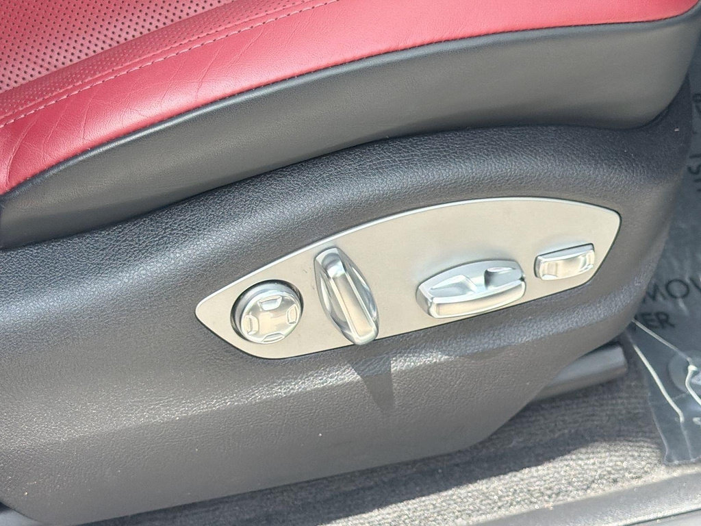 Used 2022 Porsche Macan AWD/4WD image 34
