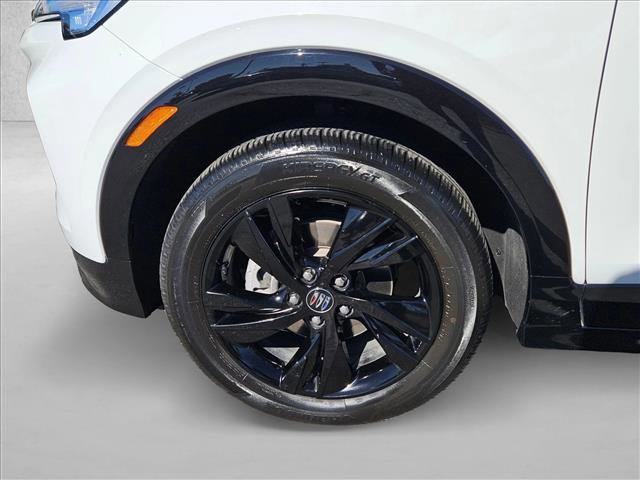 Used 2024 Buick Encore GX Sport Touring FWD image 22