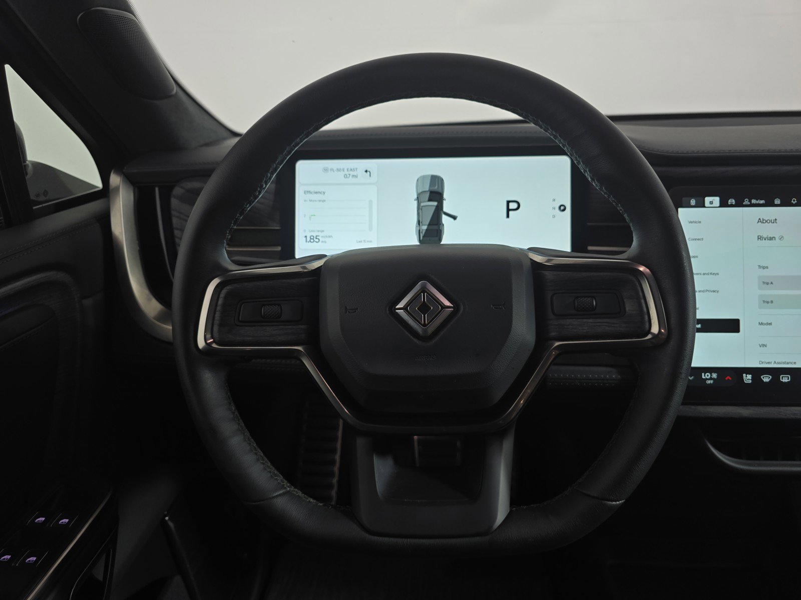 Used 2022 Rivian R1S Launch Edition AWD/4WD image 28