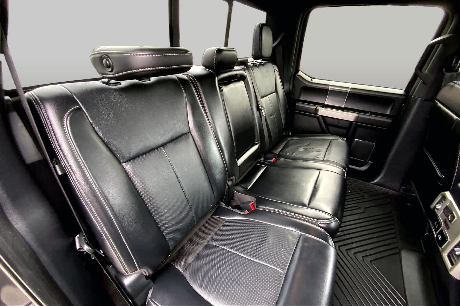 Certified 2019 Ford F150 Lariat w/ Equipment Group 502A Luxury RWD image 18