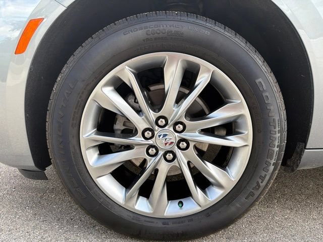 Certified 2024 Buick Enclave Avenir w/ Avenir Technology Package FWD image 10