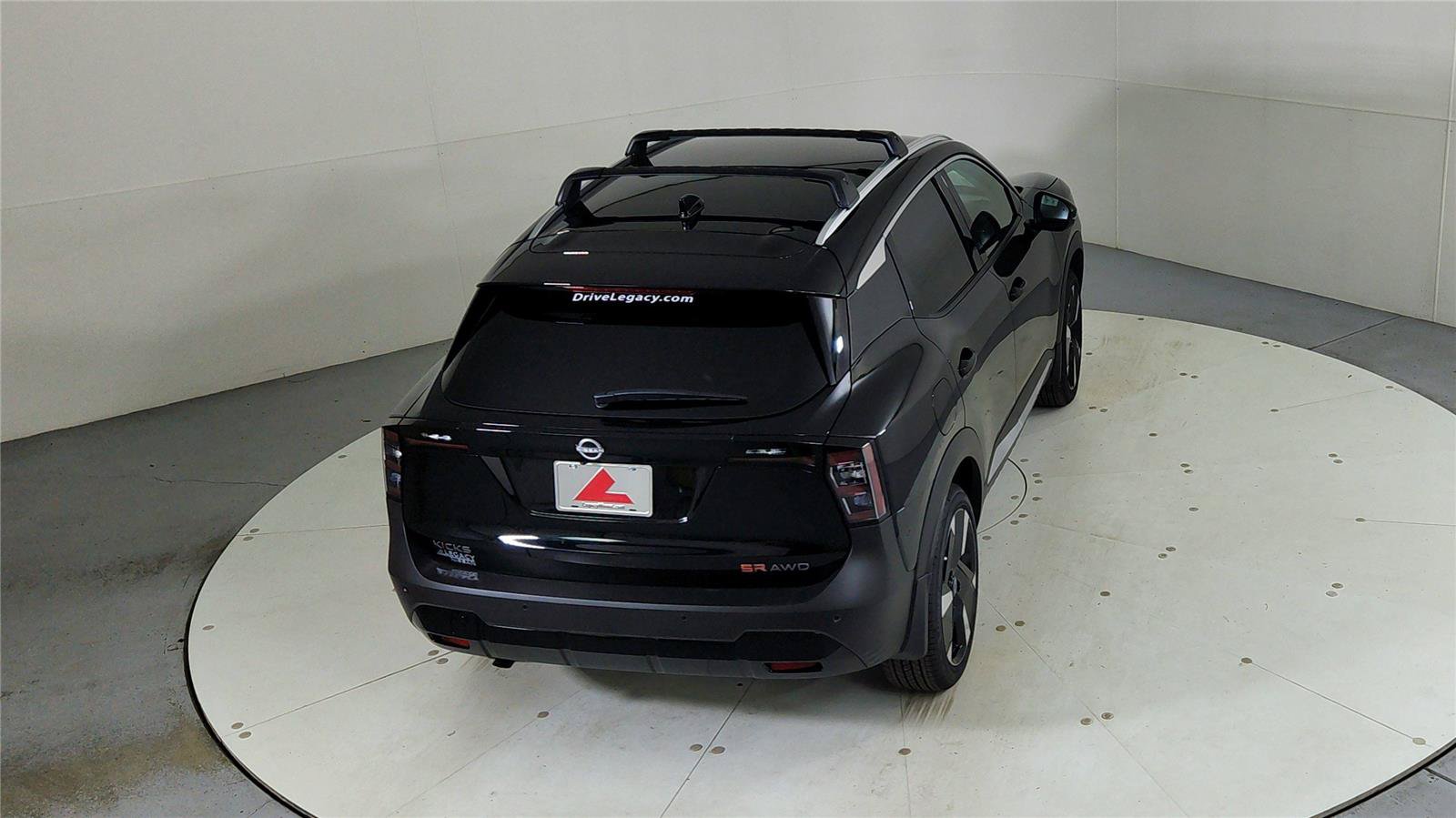 New 2026 Nissan Kicks SR w/ Cold Weather Package image 41