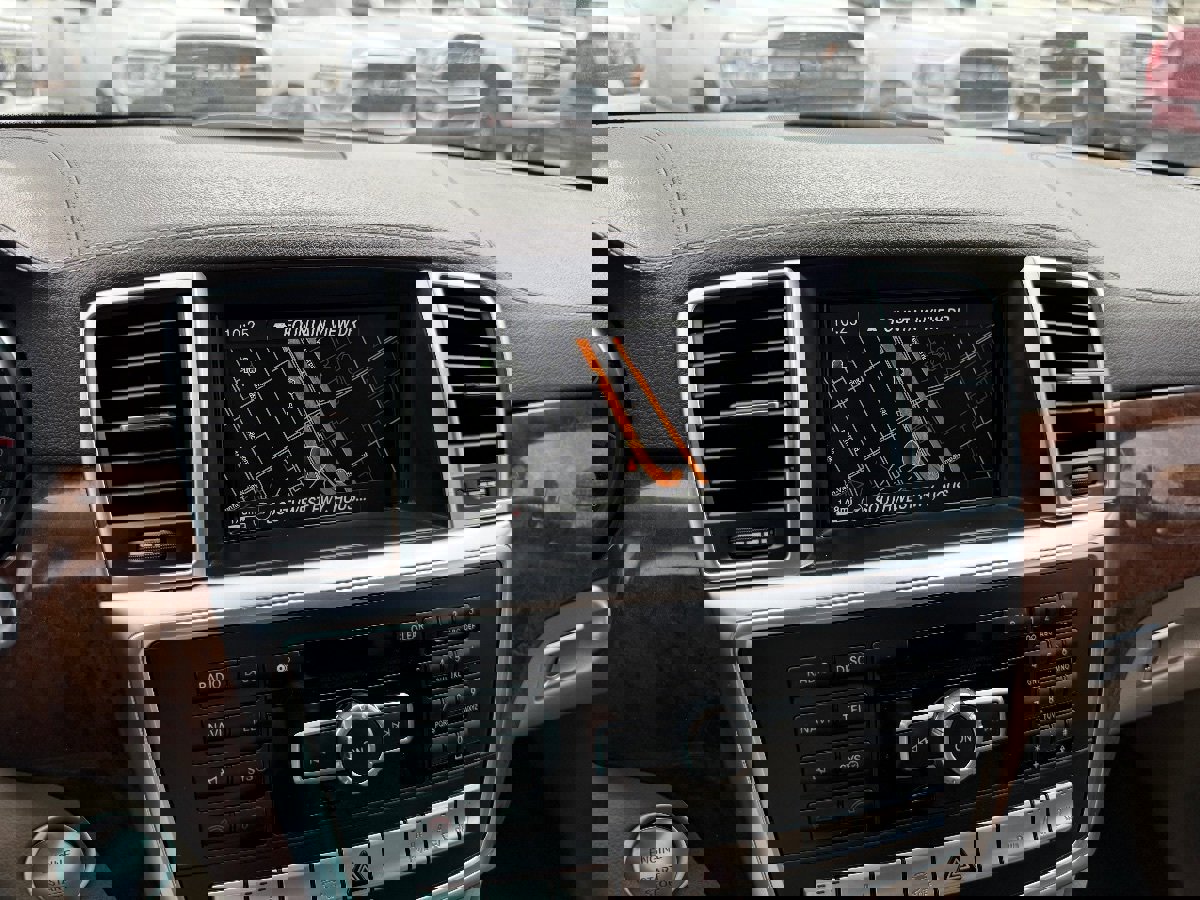 Used 2014 Mercedes-Benz GL 550 4MATIC image 45